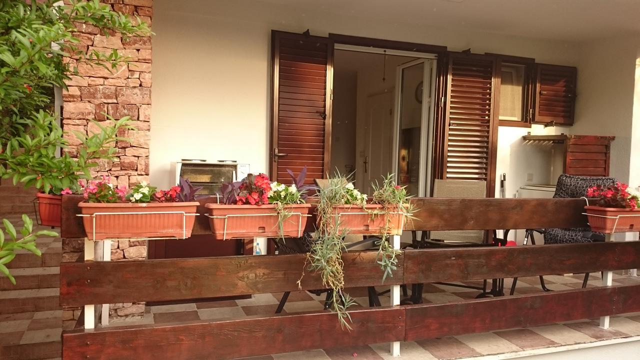 Bg Apartman ซูโตมอเร ภายนอก รูปภาพ